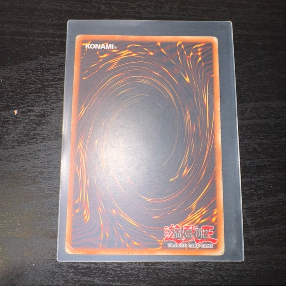 Yugioh Dark Flattop 67904682 Card - Picture 2 of 2